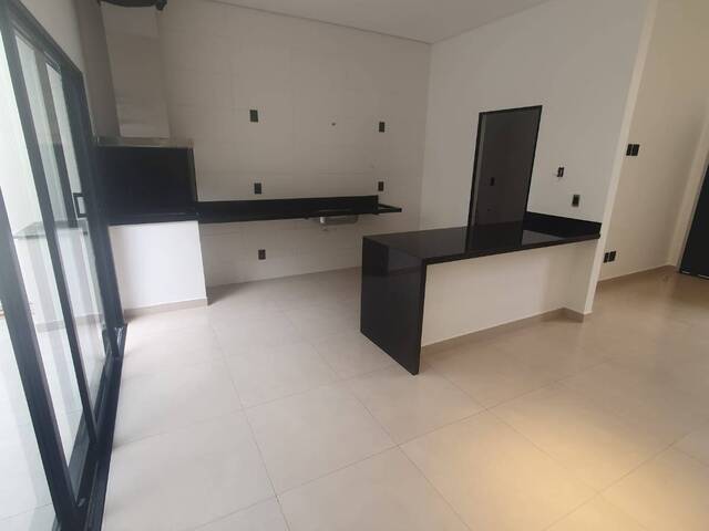 Casa para Venda em Bauru - 2