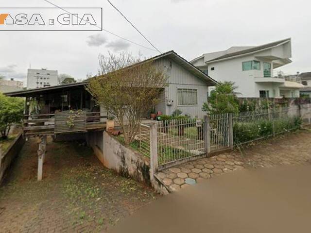 #5792 - Casa para Venda em Francisco Beltrão - PR