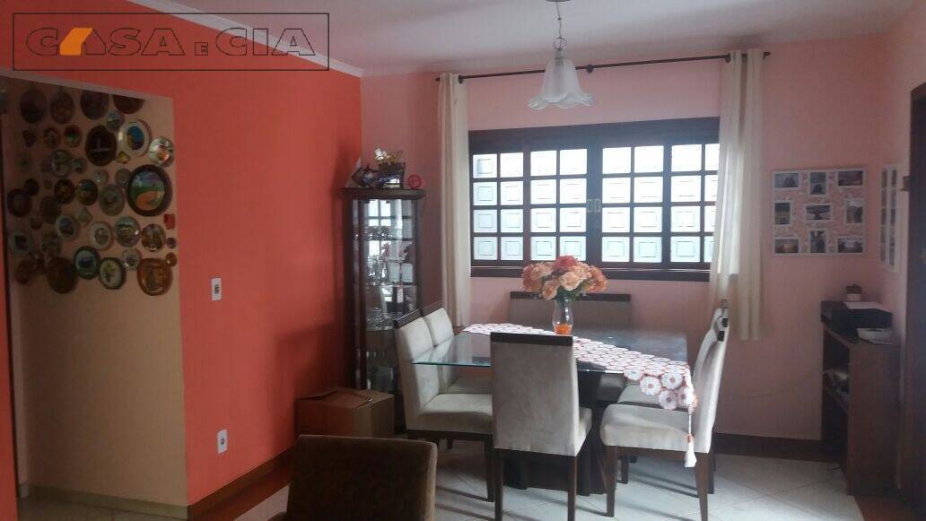 Casa à venda com 3 quartos, 305m² - Foto 10