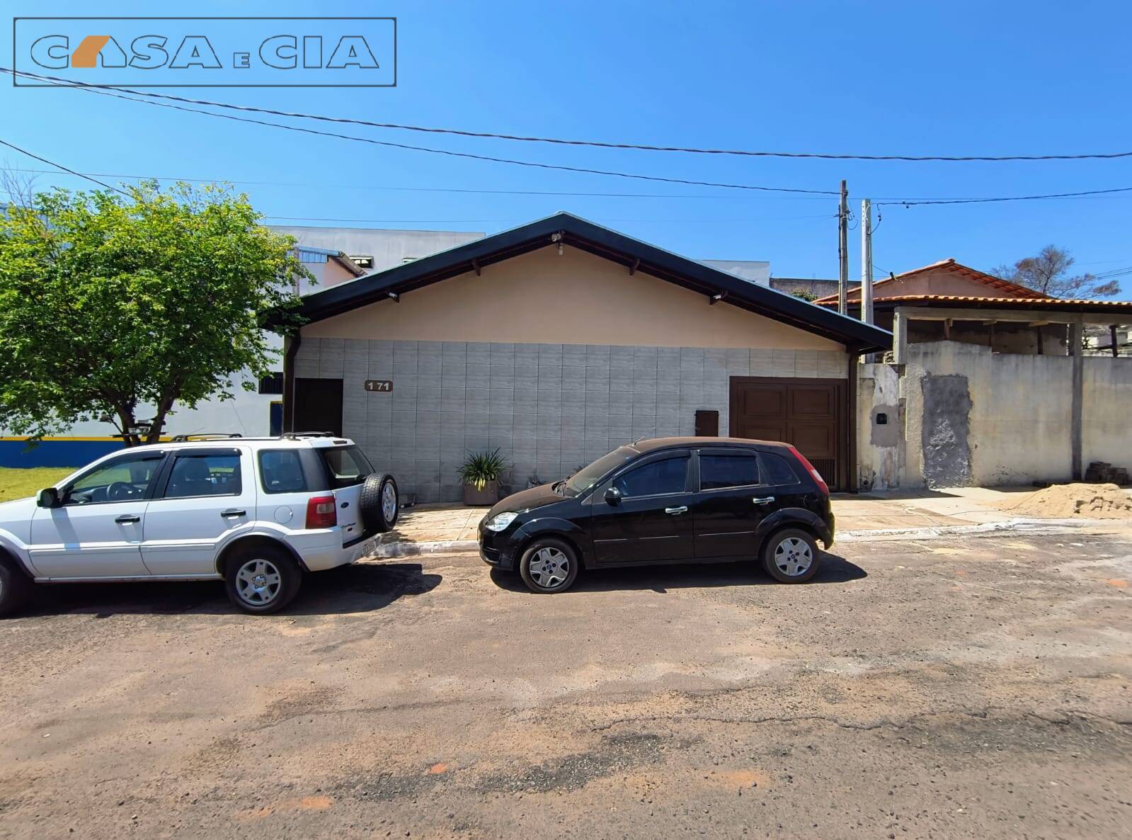Casa à venda com 3 quartos, 162m² - Foto 3