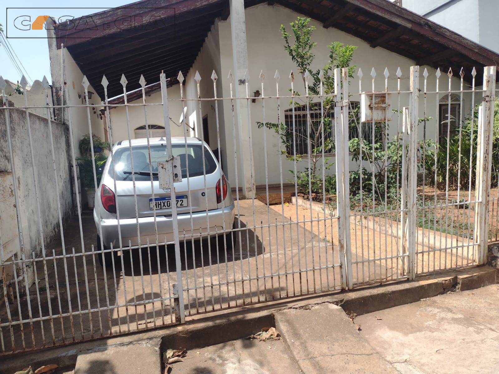 Casa, 3 quartos, 196 m² - Foto 1